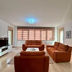 Fontana M&S Luxury Apartment